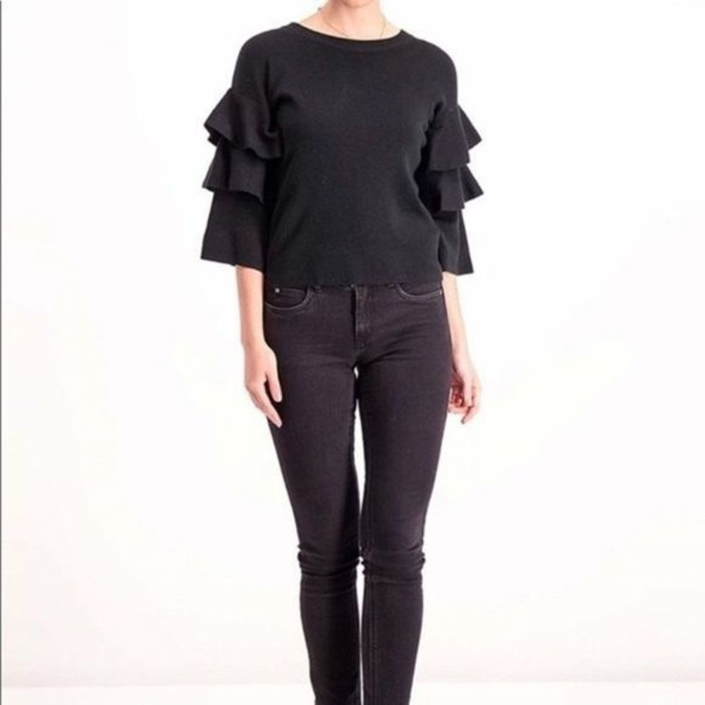 ‎AQUA Wool Tiered Sleeve Sweater